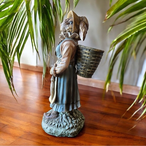 Henri Chrisdon Resin Mrs. Rabbit Garden Statue Planter - Picture 5 of 13